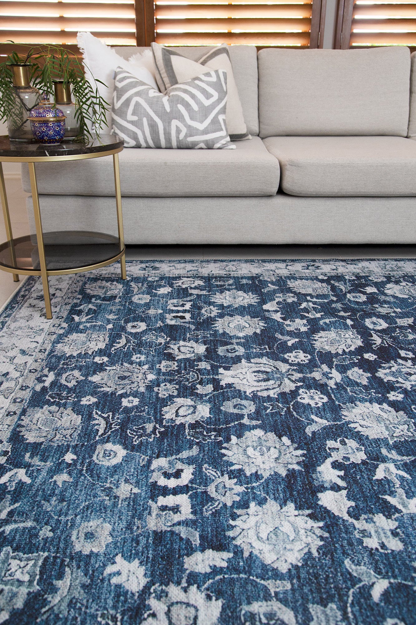 Wedgewood Vintage Area in Blue Rug The Rug Collective™
